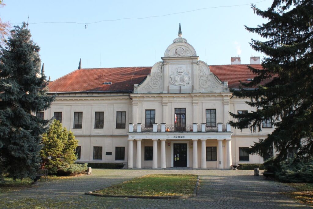 REF-Trebisov_Kastiel3